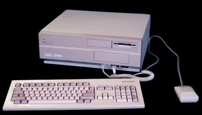 AMIGA 2000 1986