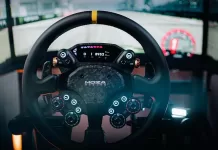 MozaRacing CS Pro SteeringWheel : le volant de l’extrême MozaRacing CS Pro SteeringWheel
